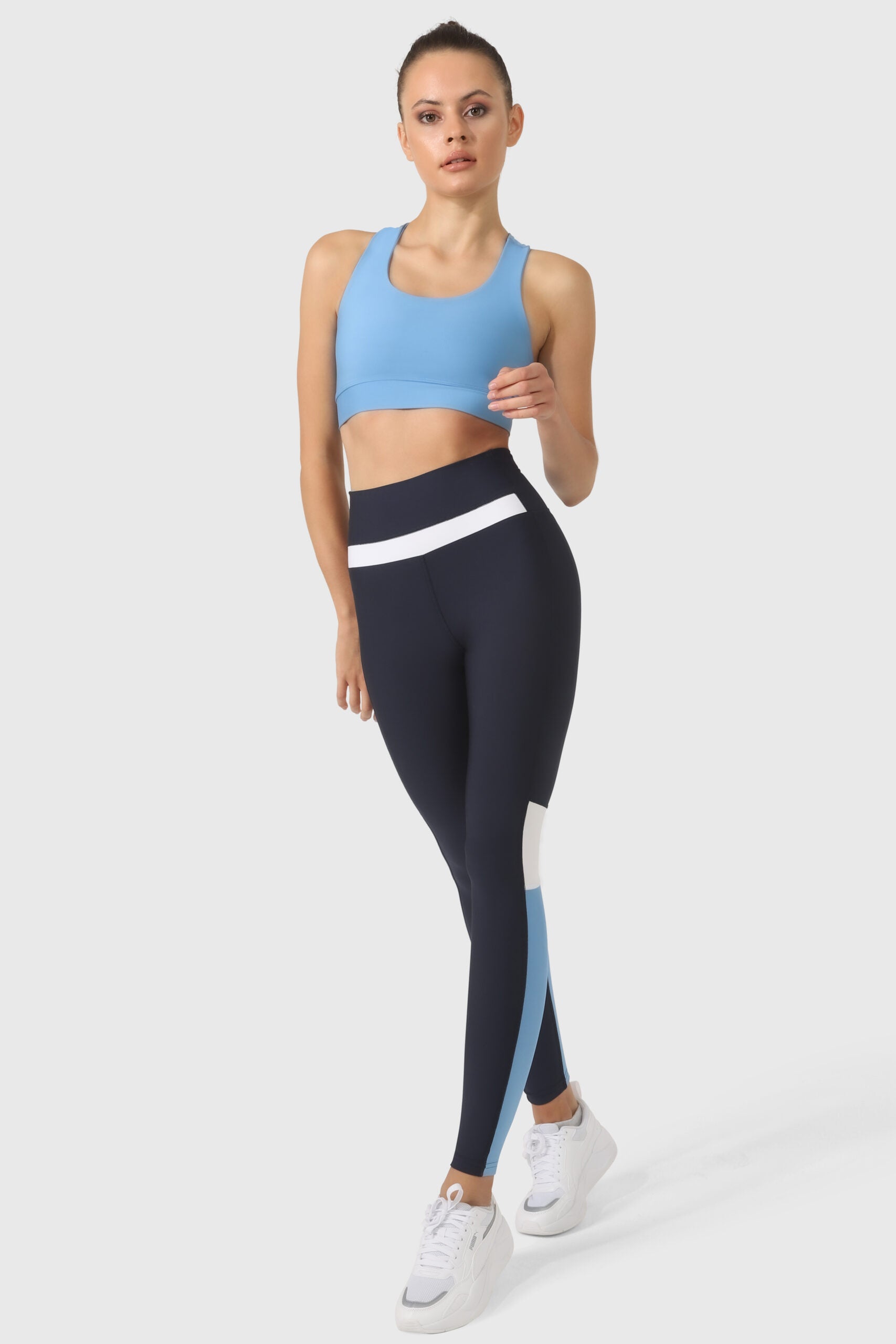 Спортно бюстие с кръстосан гръб CROSS BLUE