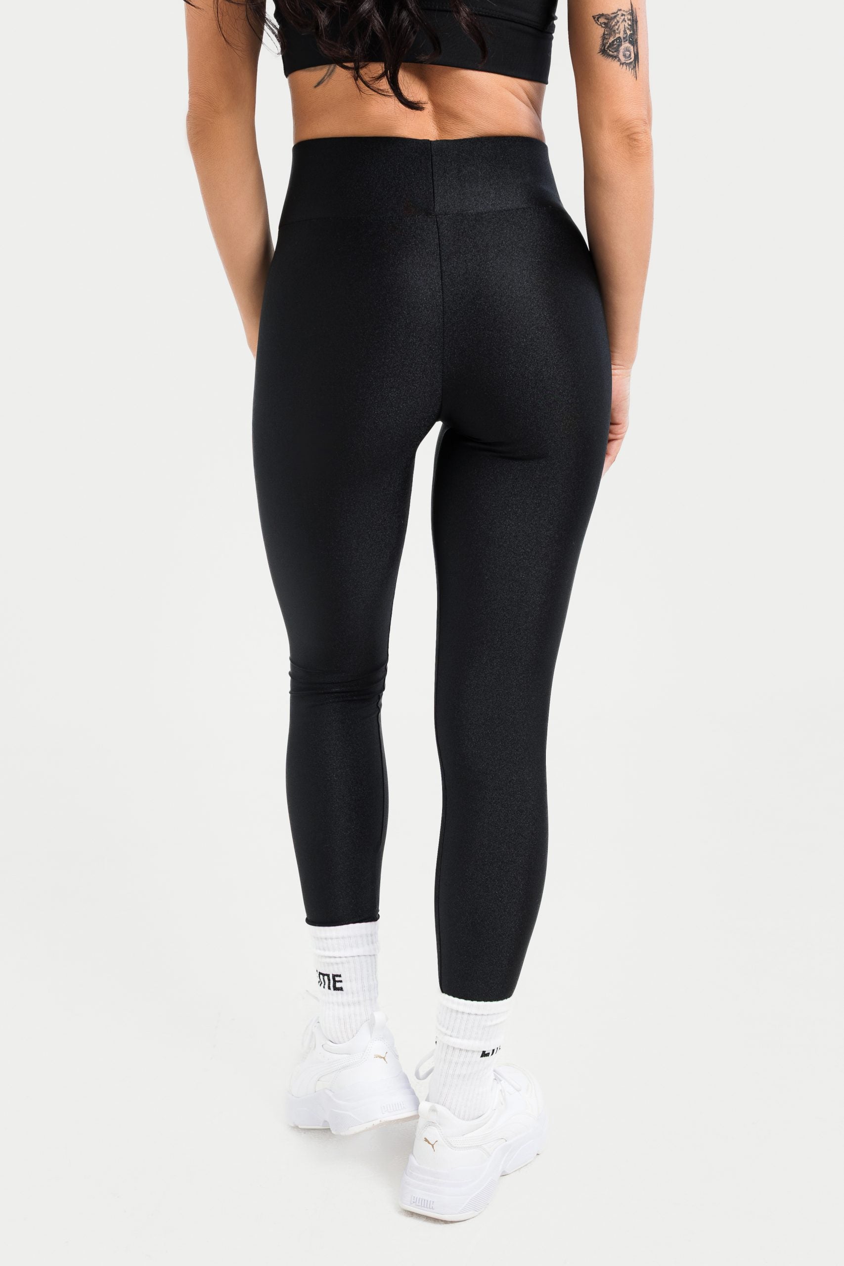 Черен лъскав клин с висока талия Katrin Black