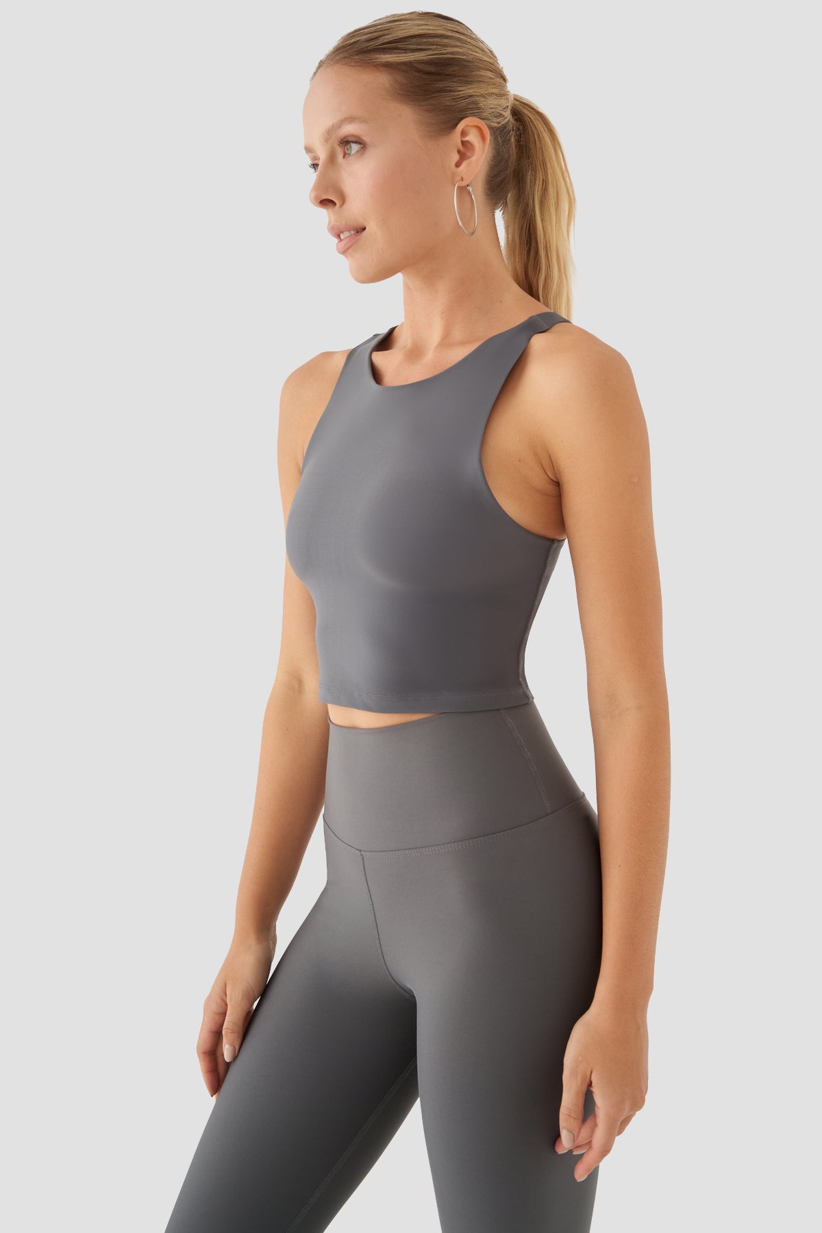 Спортно бюстие JANE D.GRAY